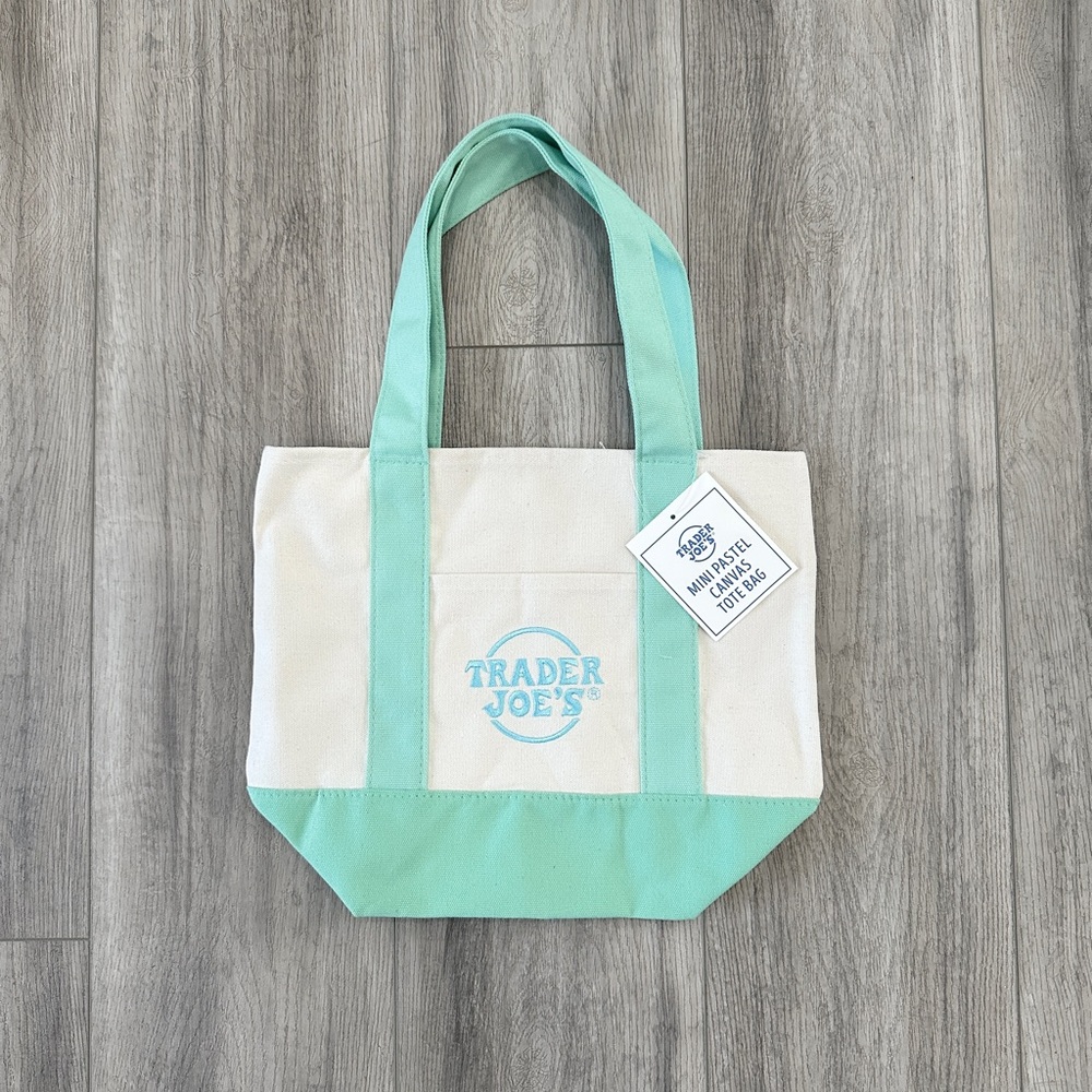 Trader Joe’s Mini Tote Bag Spring Pastel Green NWT